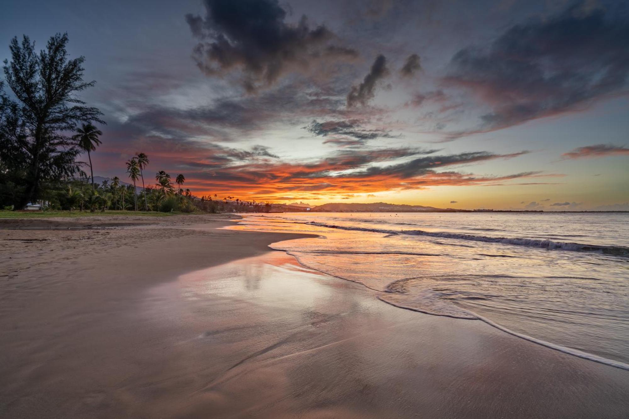 Blue Water Beach Villa Luquillo Buitenkant foto
