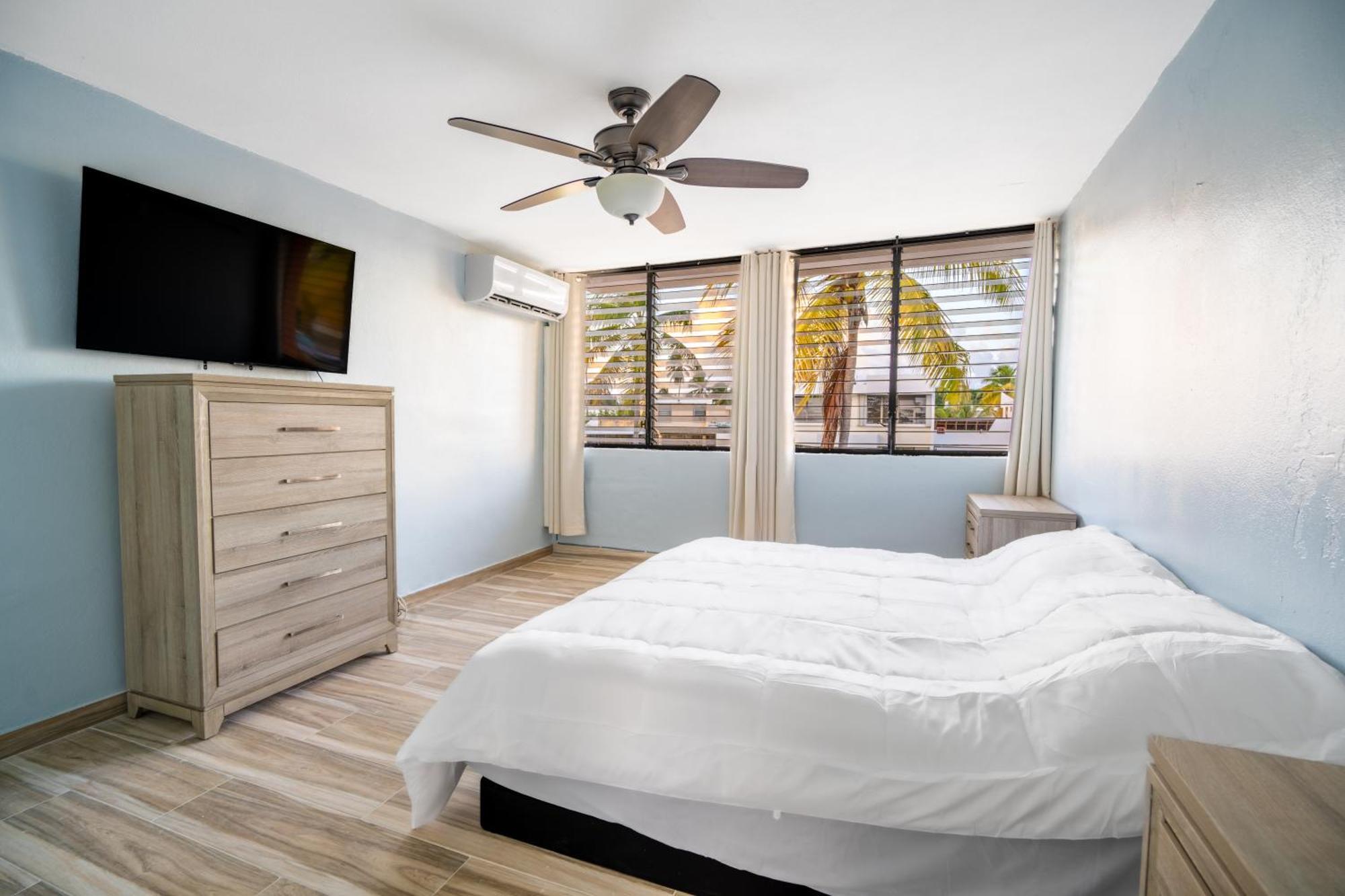 Blue Water Beach Villa Luquillo Buitenkant foto